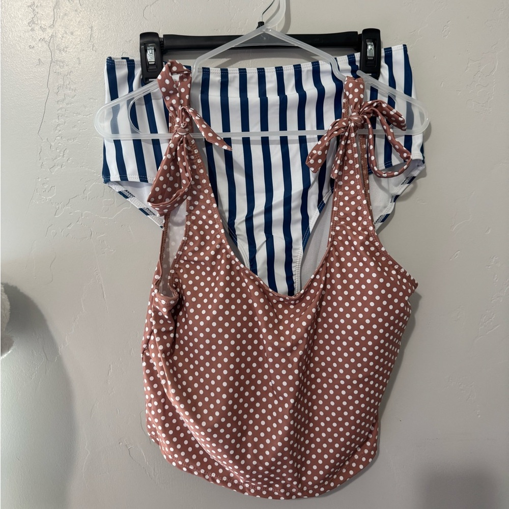XL Swimsuit Pair